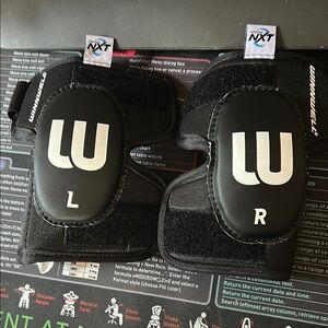 Unikwell Black Wrist Guards